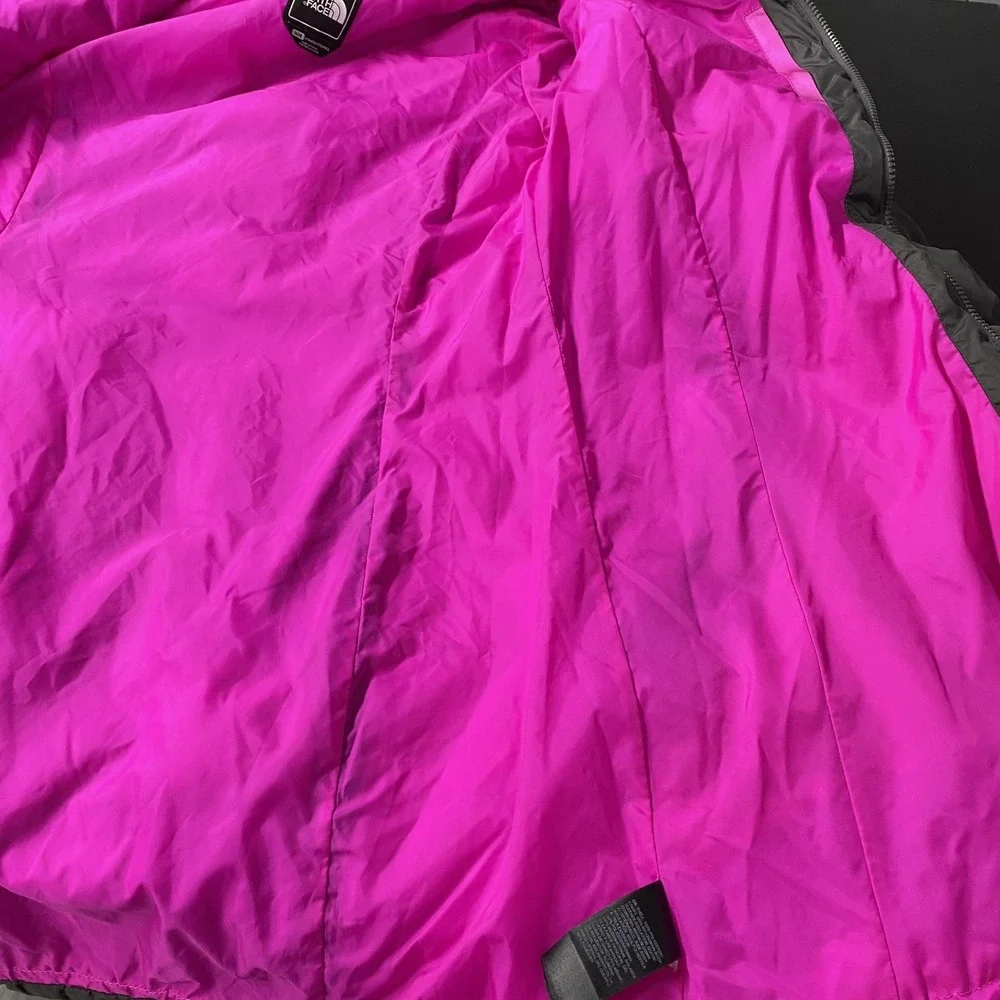 The North Face Parka Coat Womens Medium Gray 550 Down Hooded Quilted Puffer Long